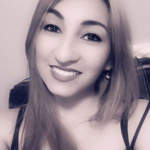 Meet your Posher, Crystal